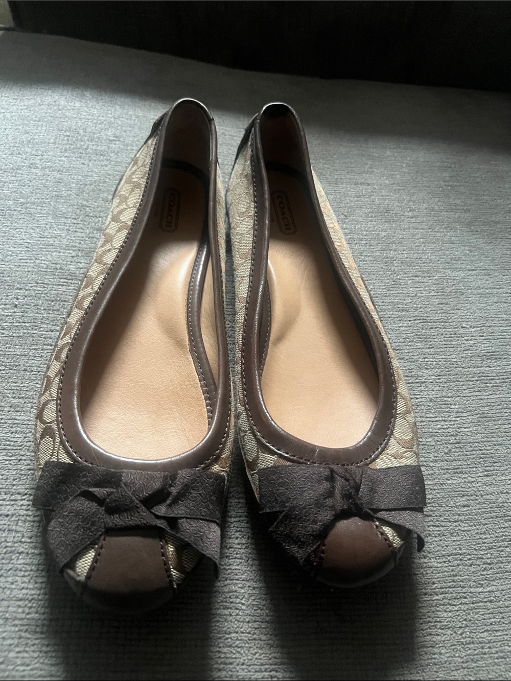 Coach Brown Signature Canvas Peep-Toe Flats with Bow Size 8.5